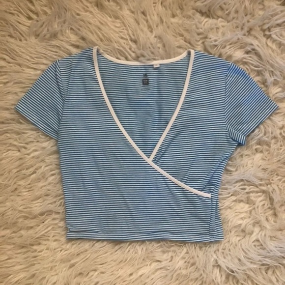 striped surplice wrap top - Picture 2 of 3